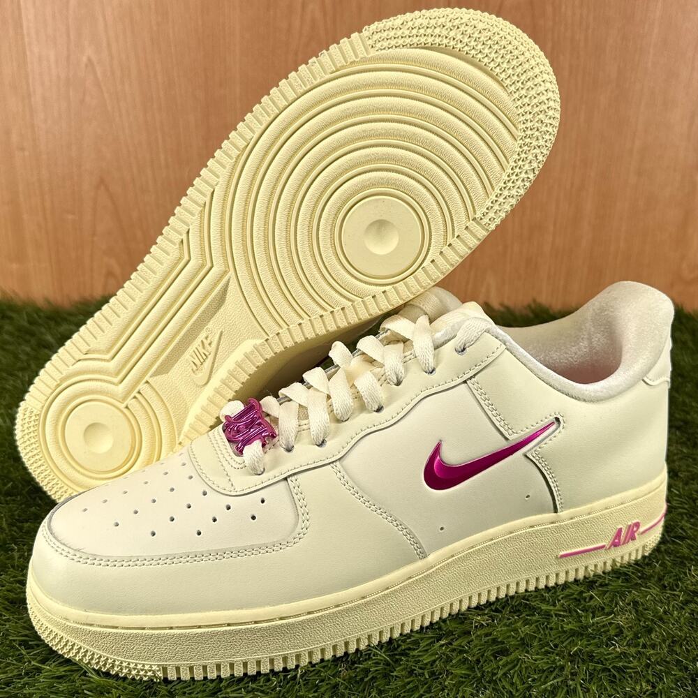 Nike Air Force 1 Low '07 SE Dance Pink FB8251-101 Women’s 11 / Men's 9.5